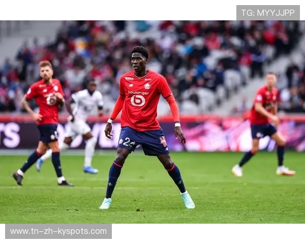 巴黎后场一传制胜,法甲榜首稳住阵脚 巴黎后场一传制胜,法甲榜首稳住阵脚